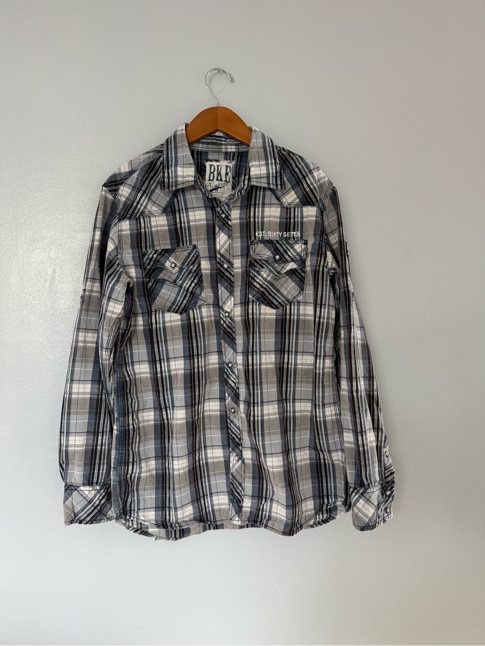 BKE Men’s Black and Gray Plaid Button-Down Shirt
